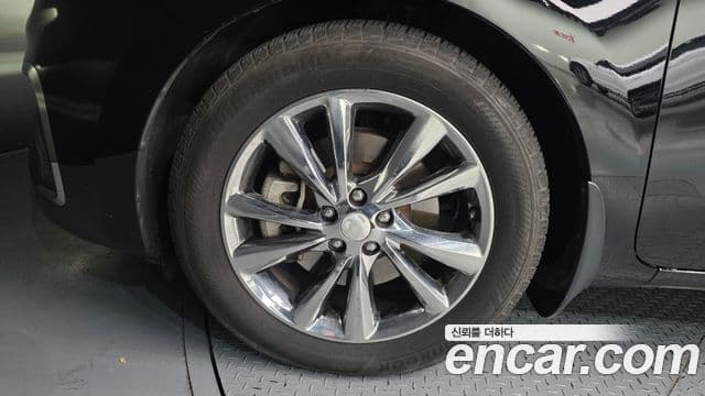 Kia The / новый New Carnival Luxury, 2019 все фото