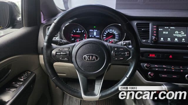 Kia The / новый New Carnival Luxury, 2019 13
