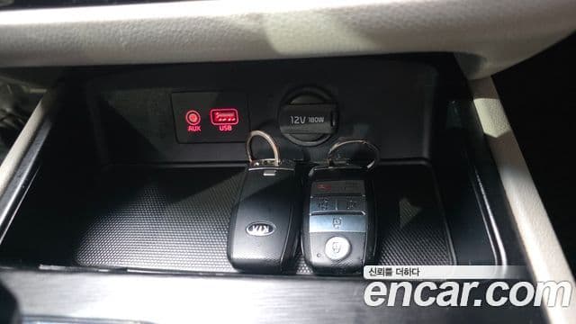 Kia The / новый New Carnival Luxury, 2019 18