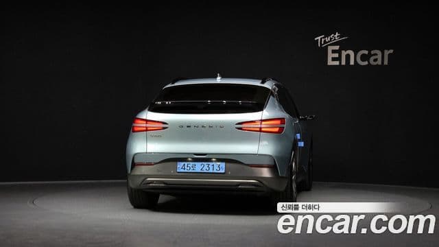 Genesis GV60 Standard AWD, 2023 4
