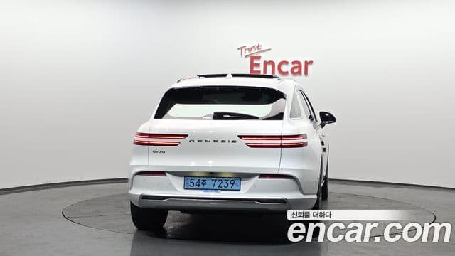Genesis electrified GV70 e-AWD, 2022 4