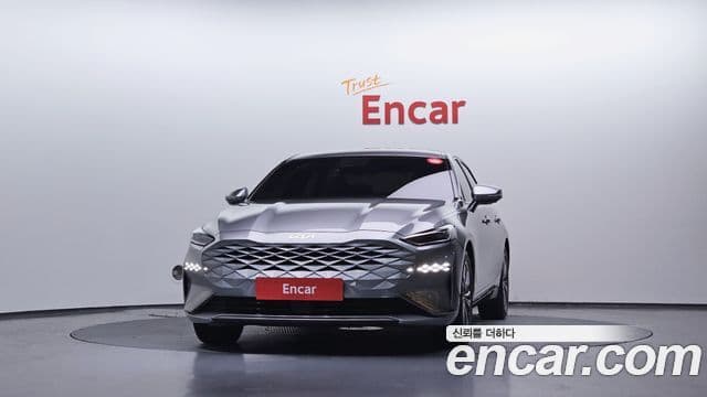 Kia K8 гибрид Signature, 2022 3