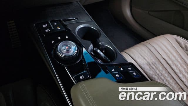 Kia K8 гибрид Signature, 2022 9