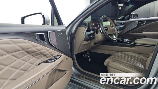 Kia K8 гибрид Signature, 2022 10