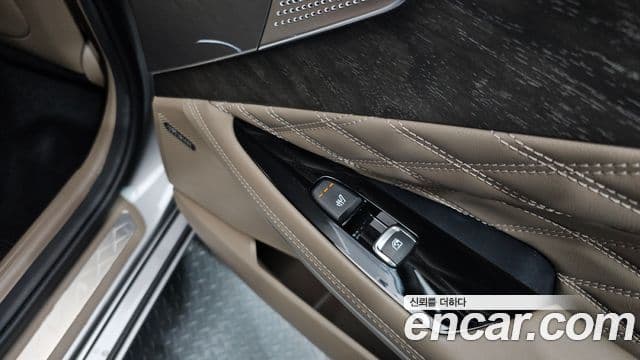 Kia K8 гибрид Signature, 2022 19