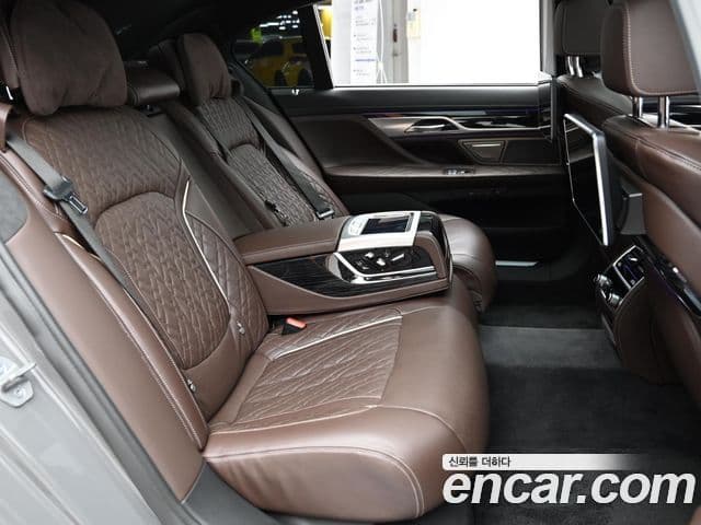 BMW 7시리즈 (G11) 745Le iPerformance M Sport, 2022 12