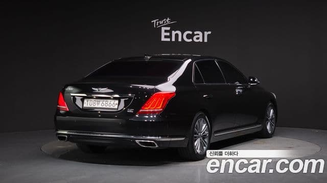 Genesis EQ900 Luxury, 2018 2