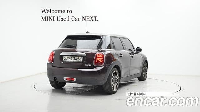 Mini Cooper 3세대, 2019 2