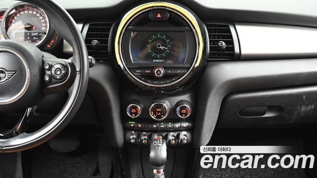 Mini Cooper 3세대, 2019 14