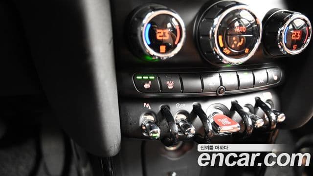 Mini Cooper 3세대, 2019 16