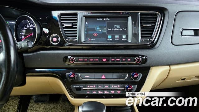 Kia All New Carnival Noblesse, 2018 16