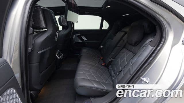 BMW 7시리즈 (G70) 750e xDrive M Sport, 2025 11