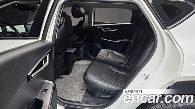 Kia EV6 Air, 2022 11