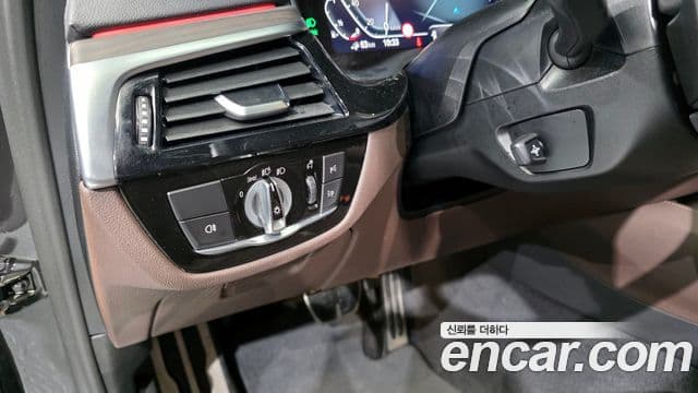 BMW 5시리즈 (G30) 530e M Sport, 2021 14