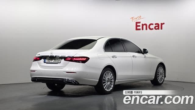 Mercedes-Benz E-класс W213 Exclusive, 2021 2