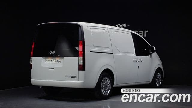 Hyundai Staria Modern, 2025 2