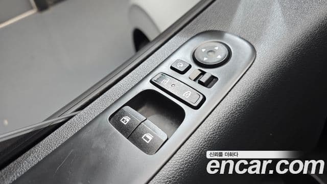 Hyundai Staria Modern, 2025 14