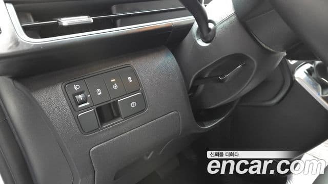 Hyundai Staria Modern, 2025 15