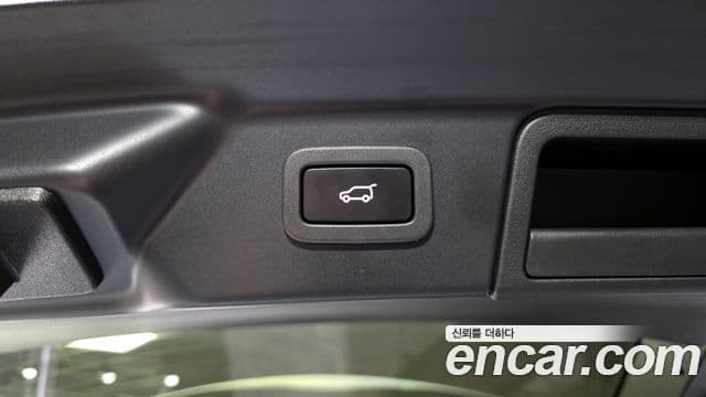 Land Rover Range Rover Velar 2.0 D240 R-Dynamic SE, 2020 19