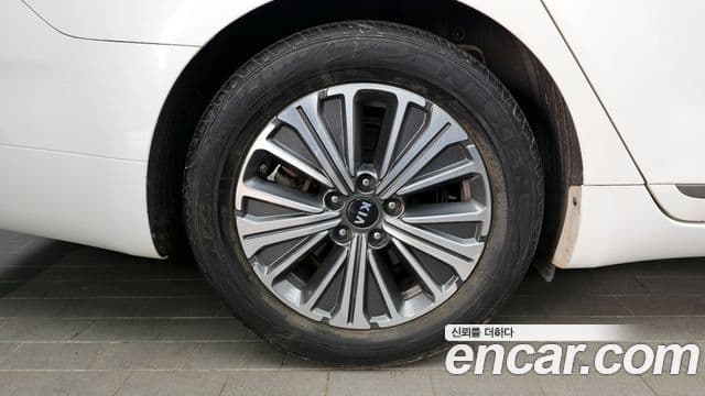 Kia K7 Premier гибрид Prestige, 2021 все фото