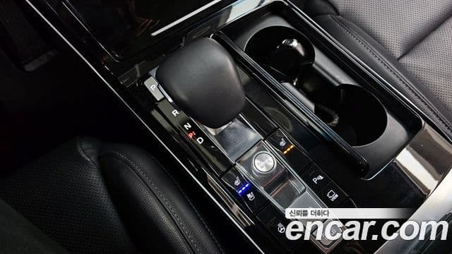 Kia K7 Premier гибрид Prestige, 2021 9