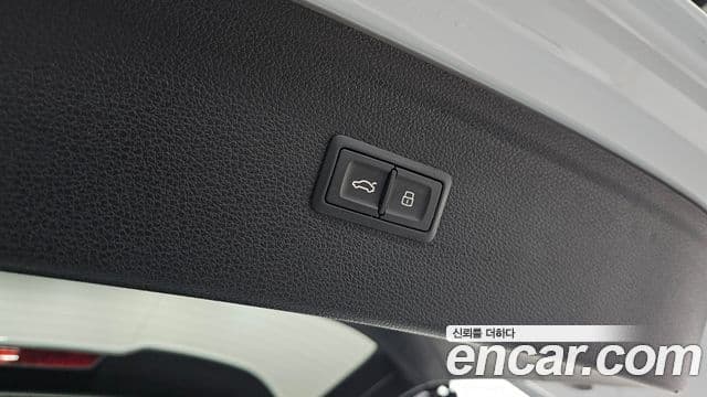 Audi Q5 (FY) Premium, 2022 19