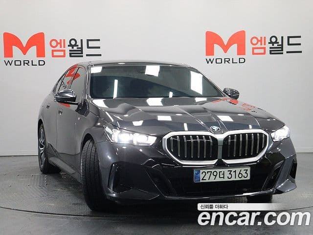 BMW 5시리즈 (G60) 520i M Sport, 2024 2