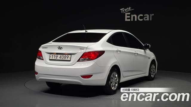 Hyundai Accent(новый кузов / новое поколение) дизель 1.6 VGT Smart, 2016 2