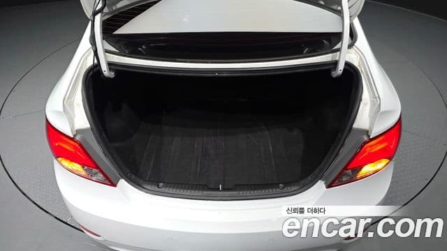 Hyundai Accent(новый кузов / новое поколение) дизель 1.6 VGT Smart, 2016 20