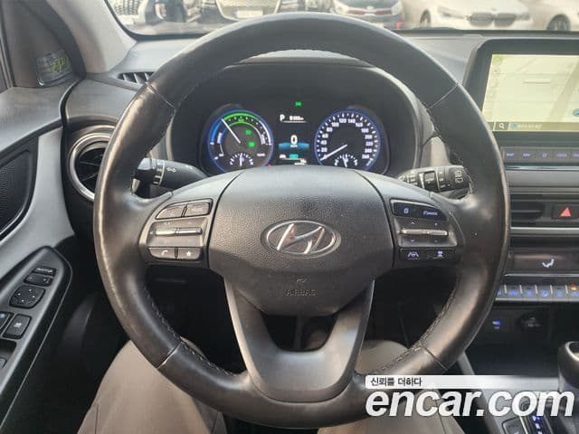 Hyundai The / новый New Kona гибрид Modern, 2021 10