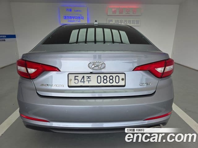 Hyundai LF Sonata Special, 2017 4