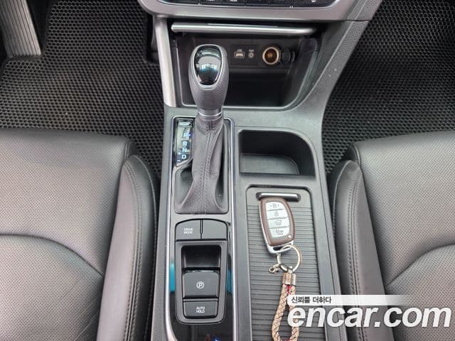 Hyundai LF Sonata Special, 2017 9