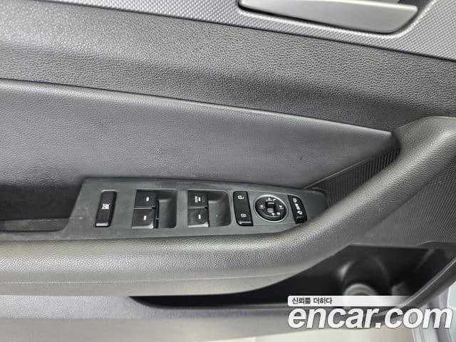 Hyundai LF Sonata Special, 2017 14