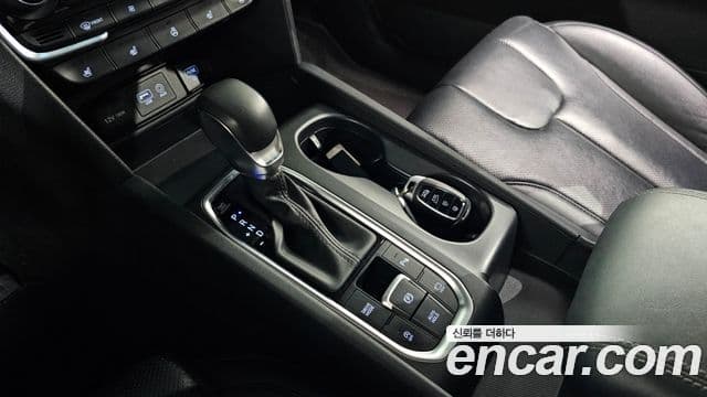 Hyundai Santa Fe TM Exclusive Special, 2019 9