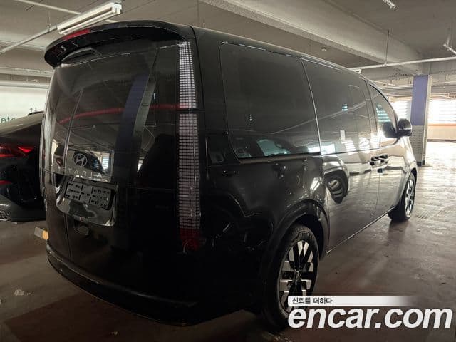 Hyundai Staria Inspiration, 2025 2