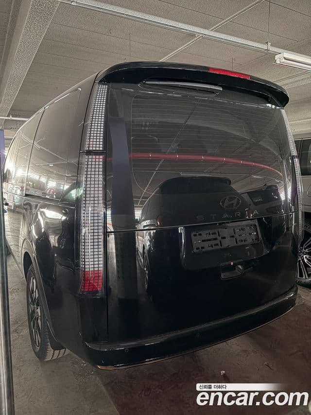 Hyundai Staria Inspiration, 2025 4