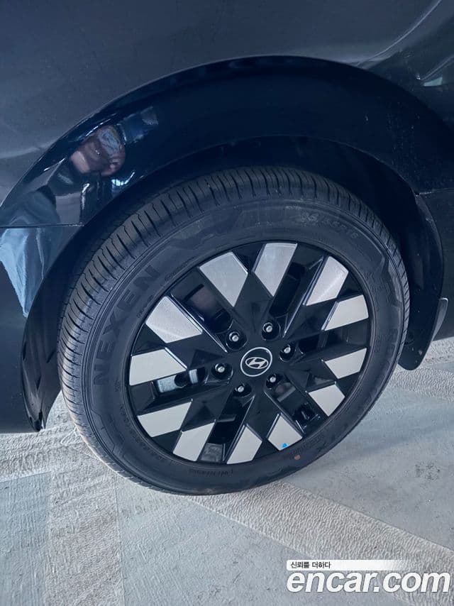 Hyundai Staria Inspiration, 2025 все фото