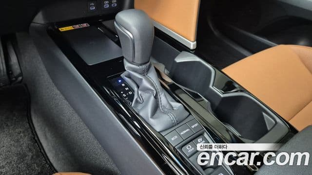 Toyota 캠리 (XV80) 2.5 XLE гибрид, 2025 7