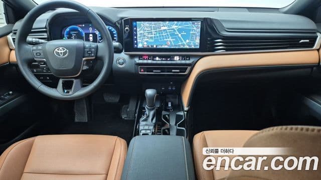 Toyota 캠리 (XV80) 2.5 XLE гибрид, 2025 9