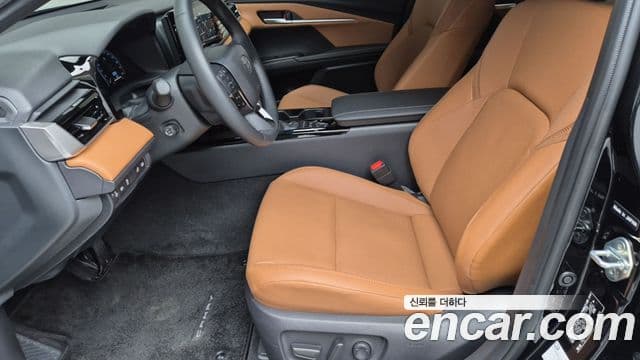 Toyota 캠리 (XV80) 2.5 XLE гибрид, 2025 10