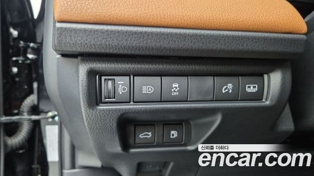 Toyota 캠리 (XV80) 2.5 XLE гибрид, 2025 16