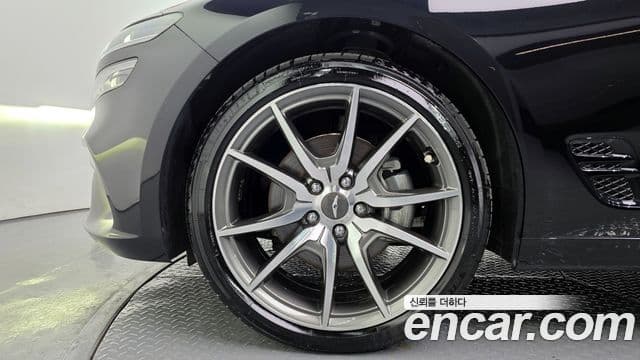 Genesis The / новый New G70 슈팅브레이크, 2023 все фото