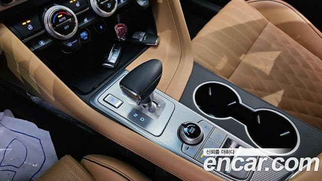 Genesis The / новый New G70 슈팅브레이크, 2023 9