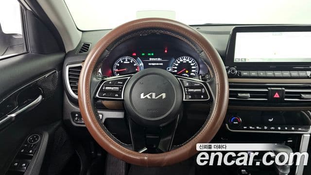 Kia Seltos Signature, 2022 13