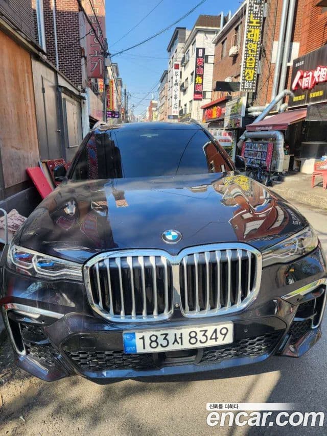 BMW X7 (G07) xDrive 40i M Sport 6인승, 2022 3