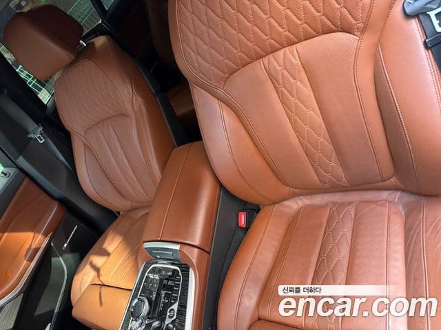 BMW X7 (G07) xDrive 40i M Sport 6인승, 2022 11