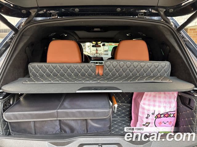 BMW X7 (G07) xDrive 40i M Sport 6인승, 2022 9