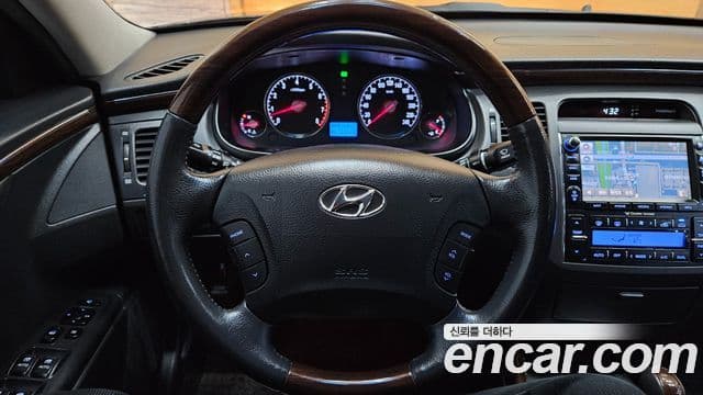 Hyundai Grandeur New Luxury LPI Q270 для людей с инвалидностью, 2009 12