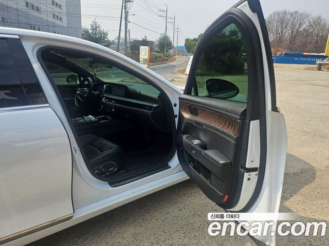 Genesis G90 (RS4) бензин 3.5 турбо 2WD, 2023 11