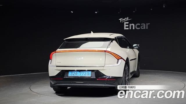 Kia EV6 Earth, 2023 4